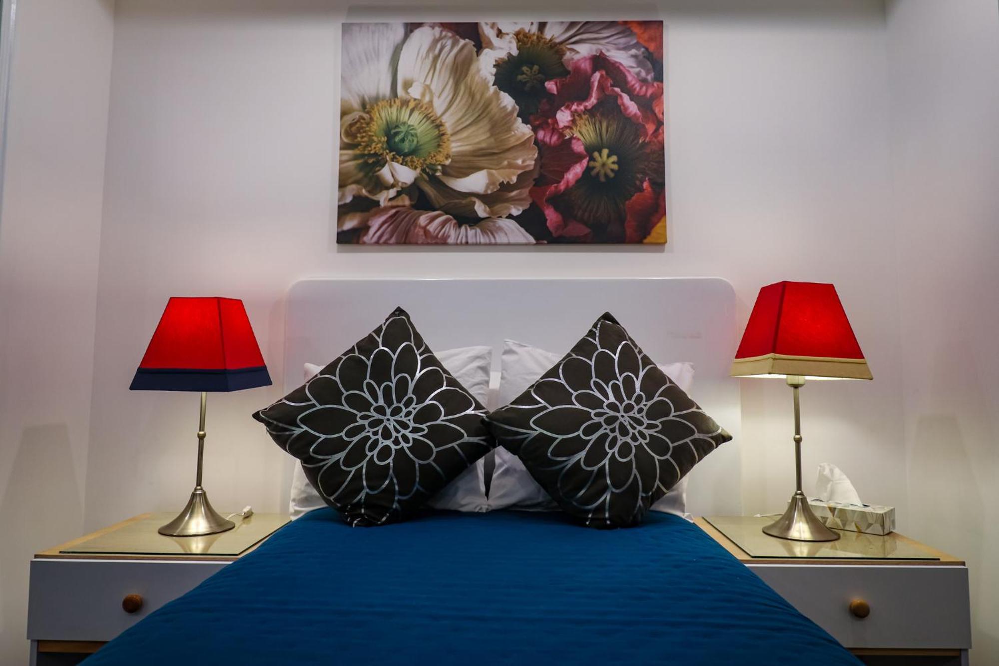 Emma Hotel